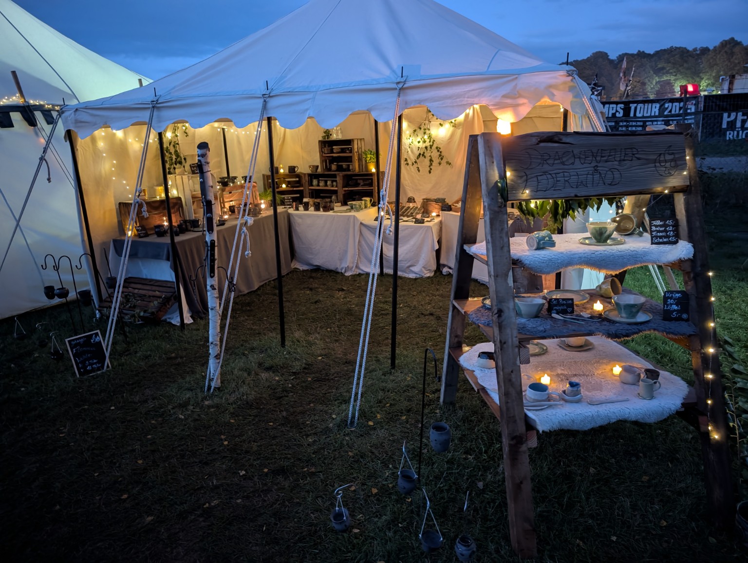 Marktstand von Dragemor Pottery